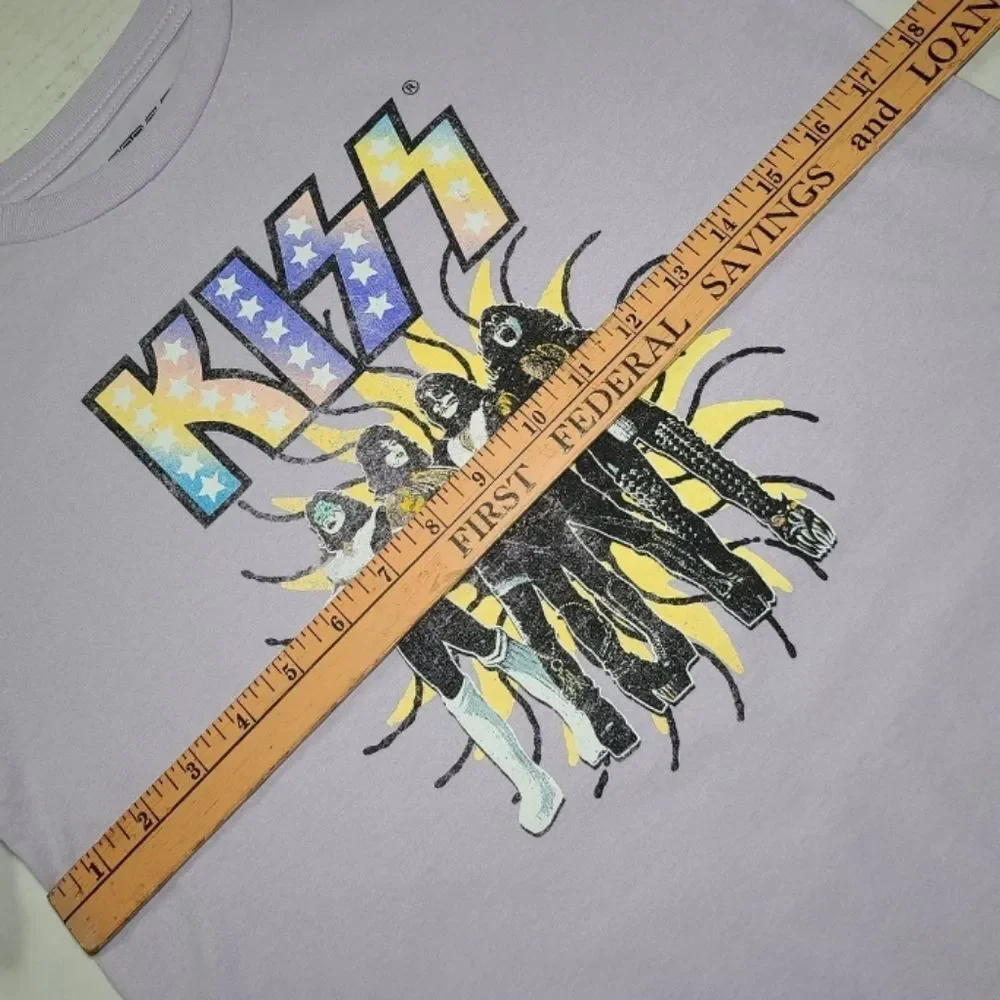 Kiss Kids Graphic T-Shirt Light Purple Oversized Band Tee New With Retail Tags